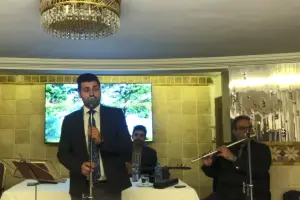  موسیقی ترحیم در مسجد جامع نظام مافی جنت‌آباد