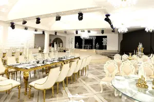  باغ تالار بزرگ پاسارگاد لنگرود